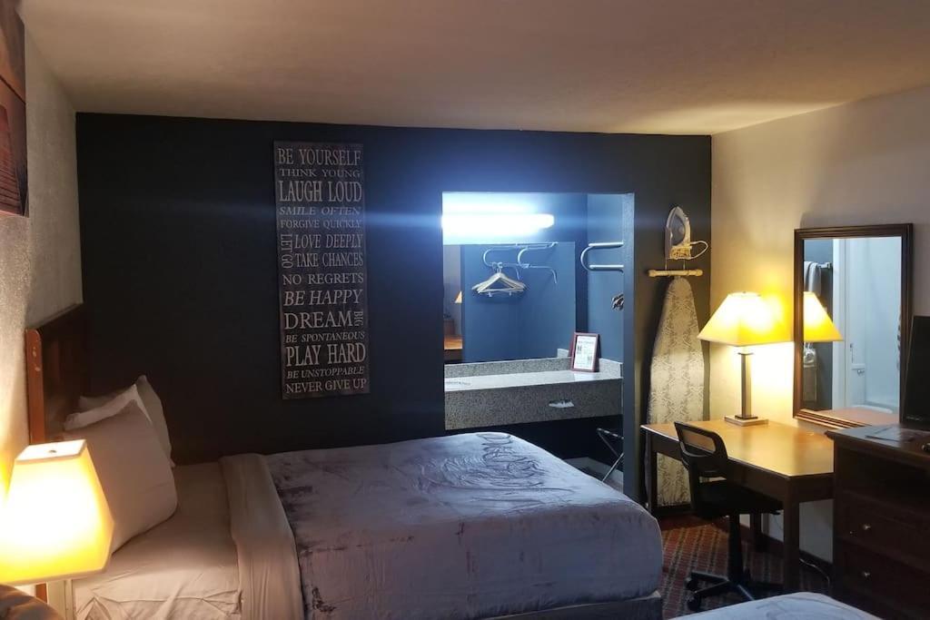 Osu 2 Queen Beds Hotel Room 230 Wi-Fi Stillwater Eksteriør billede